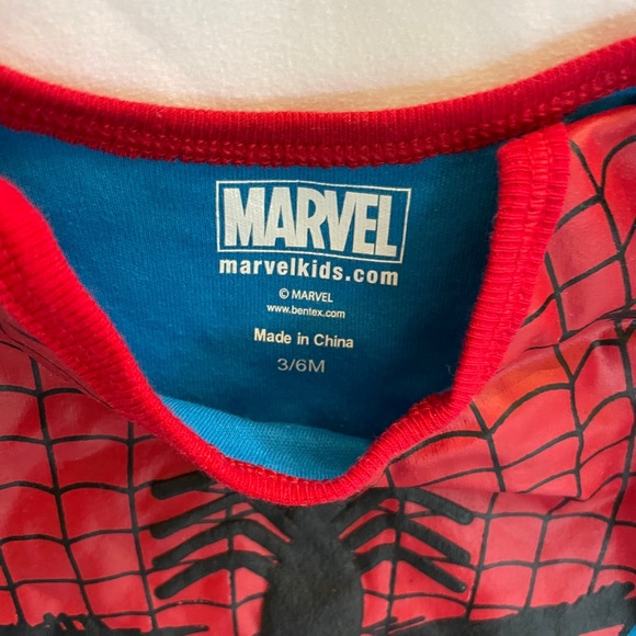 Marvel Superhero Baby Onesie Set - 3 Pack - Picture 2 of 5